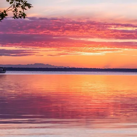 Storchenhorst - Gemuetliches Mit Kamin 高恩莱宾